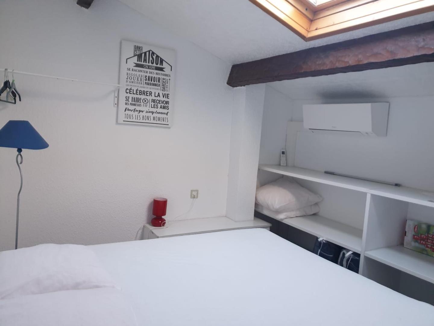Appartement Climatise A 800M De La Plage Frejus Ngoại thất bức ảnh